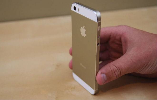 iPhone 5s Dourado